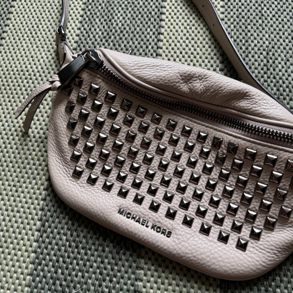 MICHAEL KORS RHEA PYRAMID STUDDED BELT BAG